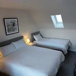 Misty Bay - 招待所 3*