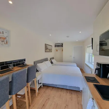 Ensuite Bedrooms - Kenmare