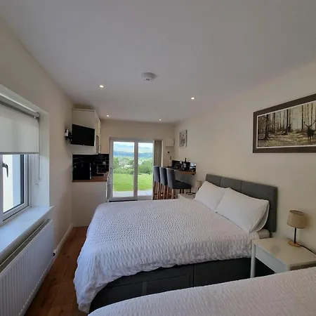 Ensuite Bedrooms - * Kenmare
