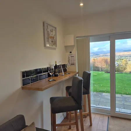 Πανσιόν Misty Bay -