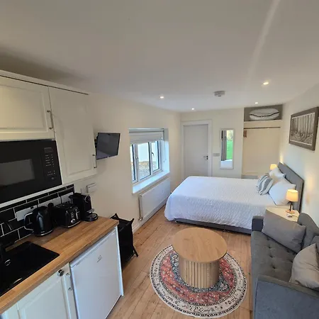 Misty Bay - Pensjonat 3*