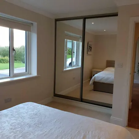 Ensuite Bedrooms - Kenmare